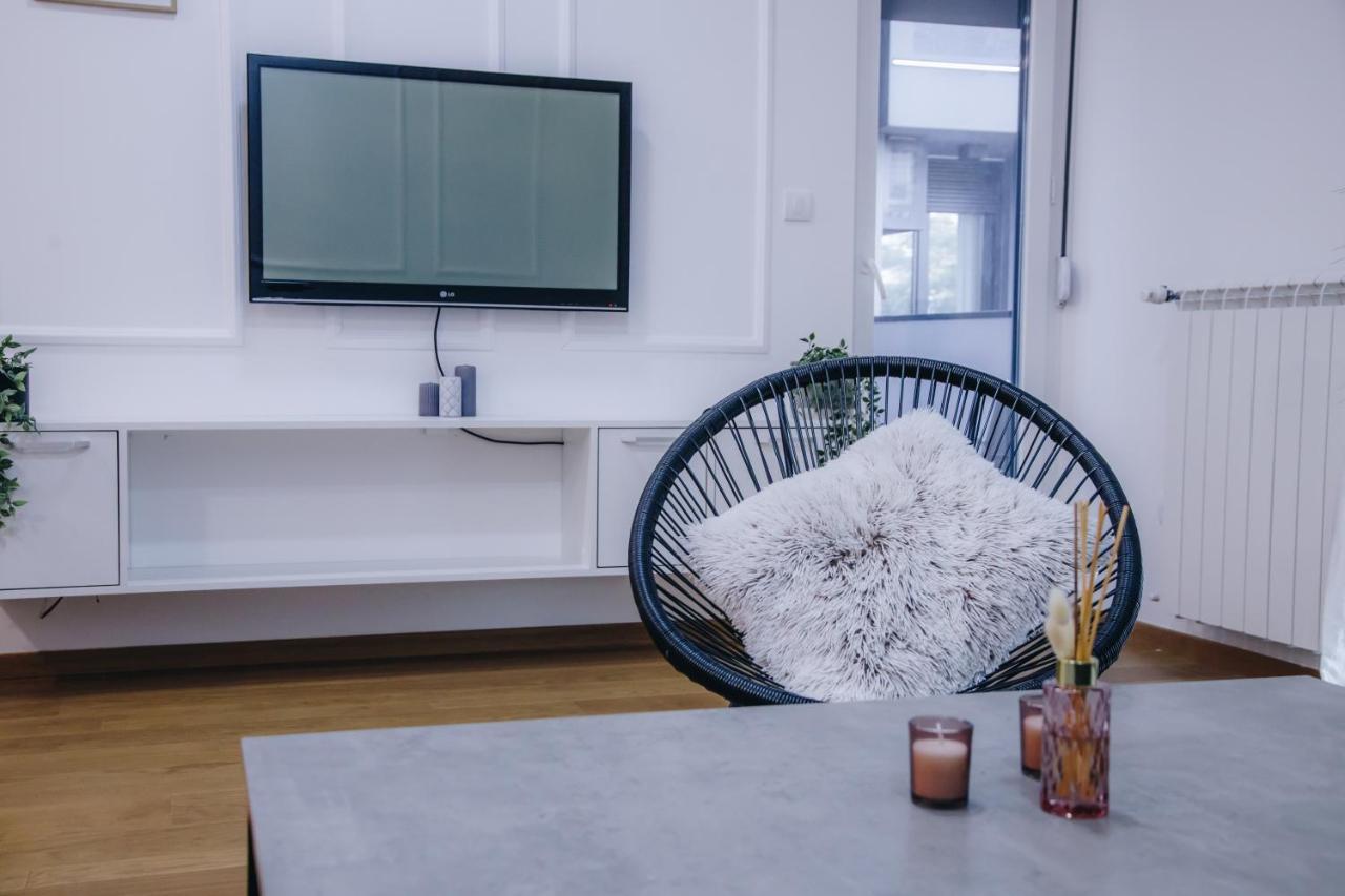 Lust Premium Apartments Kragujevac Luaran gambar